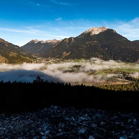 Liesl, Ruim 4 Pers. Met Eigen Tuin! アパート