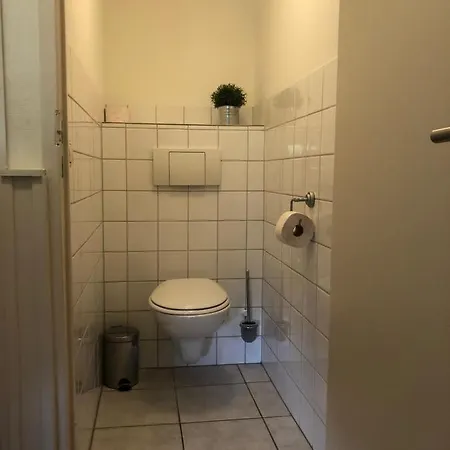 Liesl, Ruim 4 Pers. Met Eigen Tuin! Daire *